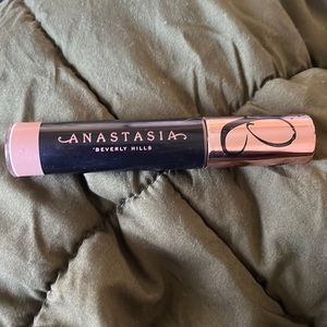 Anastasia concealer